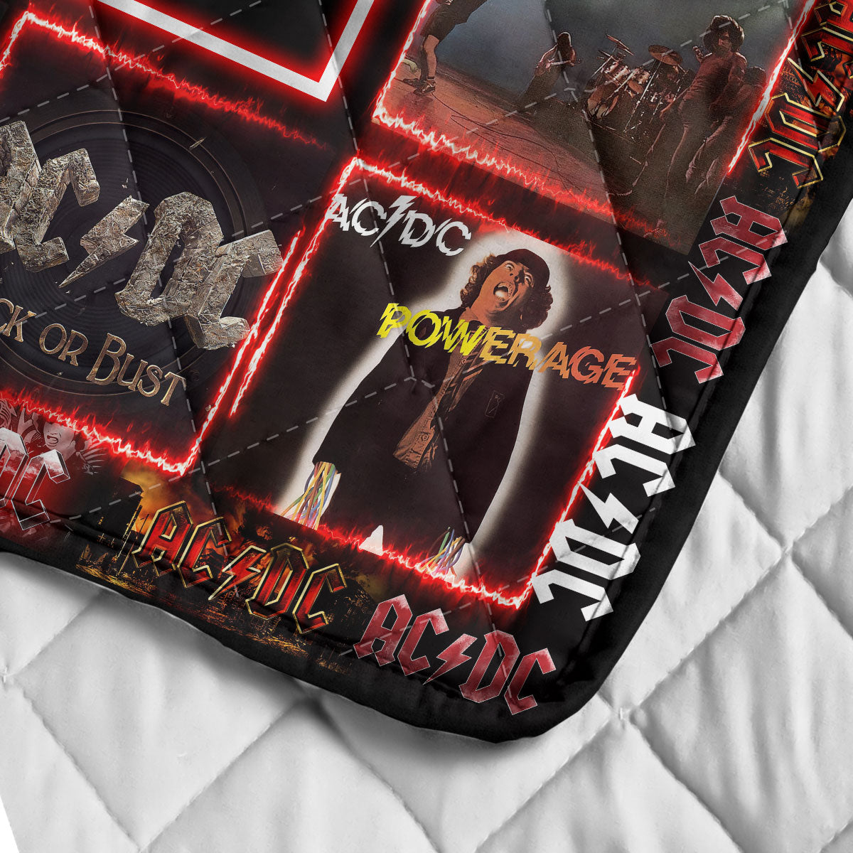 AC/DC Quilt Blanket – HOATT 7729