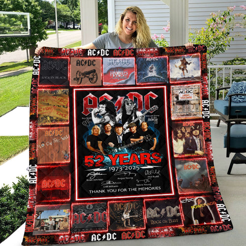 AC/DC Quilt Blanket – HOATT 7729