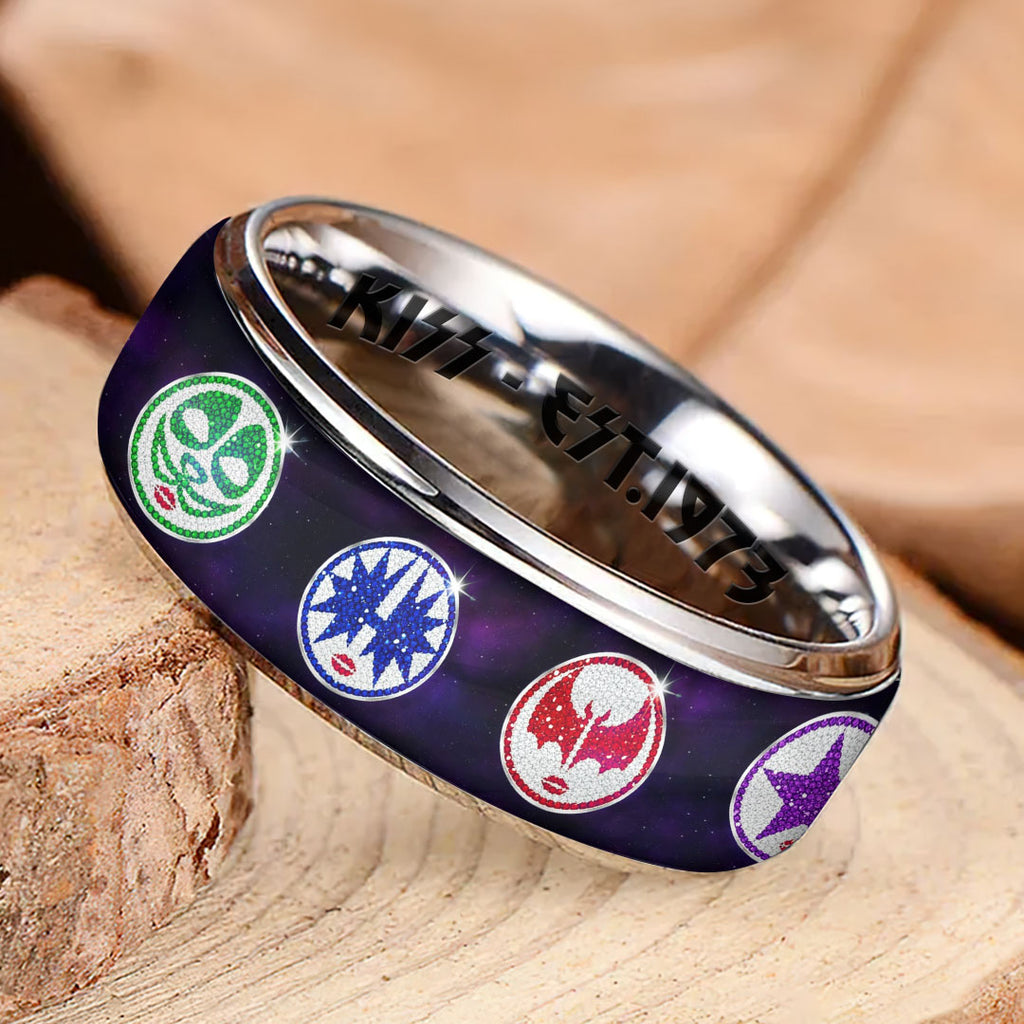 KISS Custom Alloy Ring – TMTHU1567