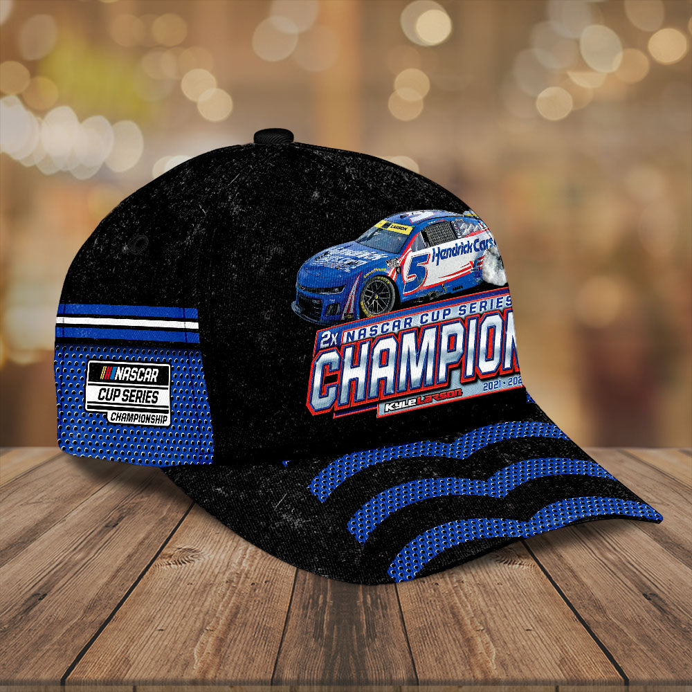 Kyle Larson 2025 NASCAR Cup Series Champion Classic Cap – HOATT14496