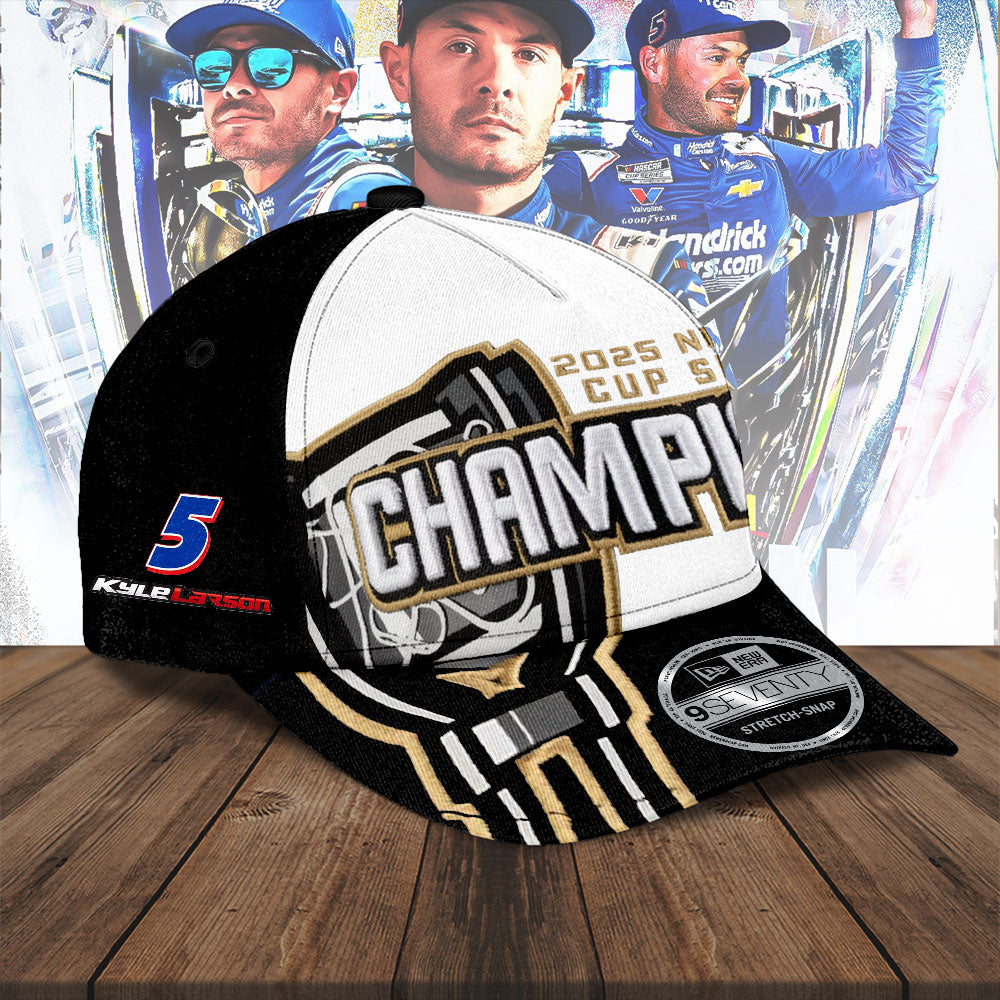 Kyle Larson NASCAR Cup Series Champions Classic Cap – TMTHU1924