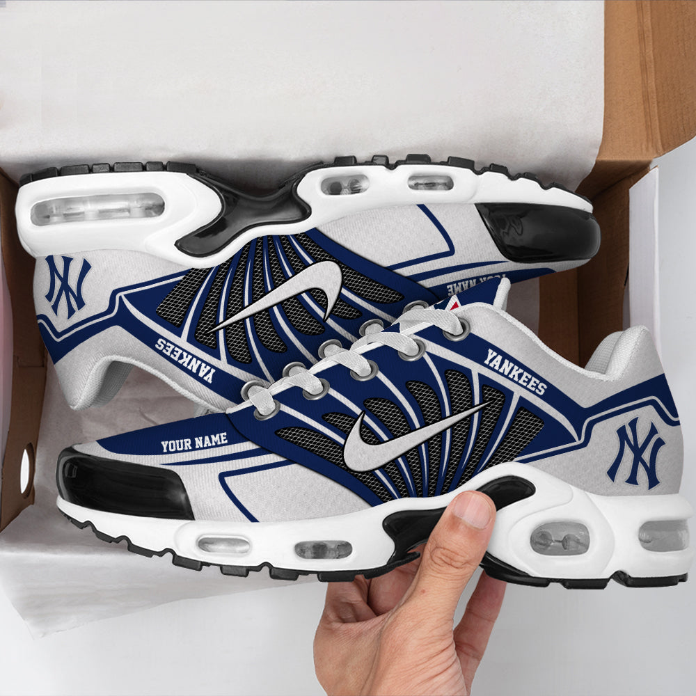 Personalized New York Yankees Air Max Shoes – MAITM 8576