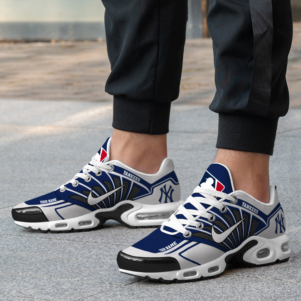Personalized New York Yankees Air Max Shoes – MAITM 8576