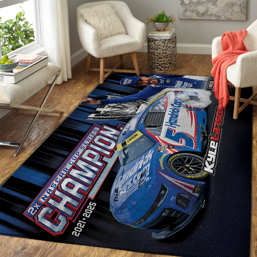 Kyle Larson 2025 NASCAR Cup Series Champion Rectangular Rug – TANTN18289