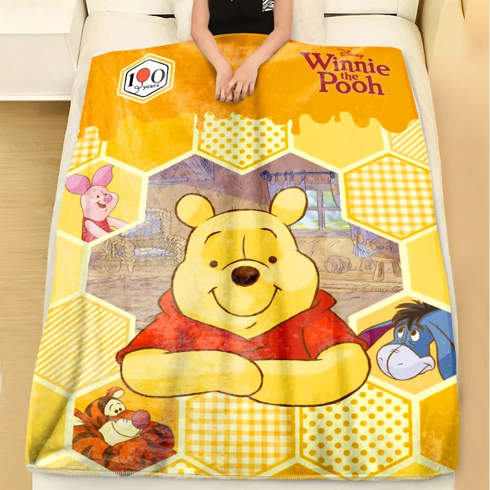 Winnie-the-Pooh 100th Anniversary Fleece Blanket – TMTHU8659